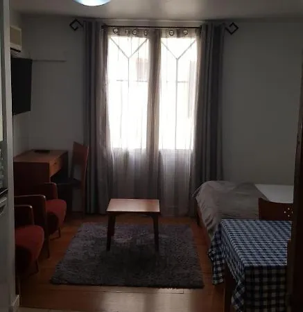 מלון דירות Turisticos Avenue Park פונשל