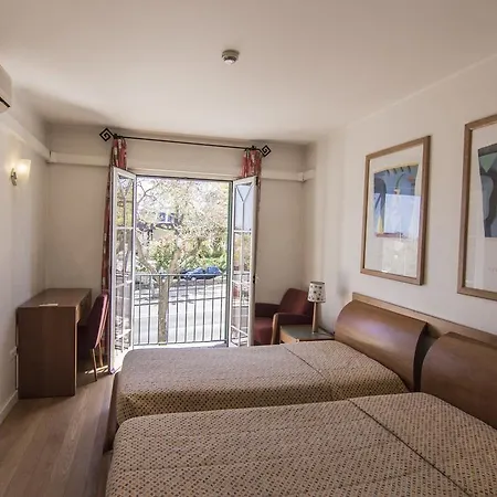 מלון דירות Turisticos Avenue Park פונשל