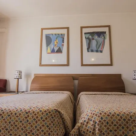 Turisticos Avenue Park 3* פונשל