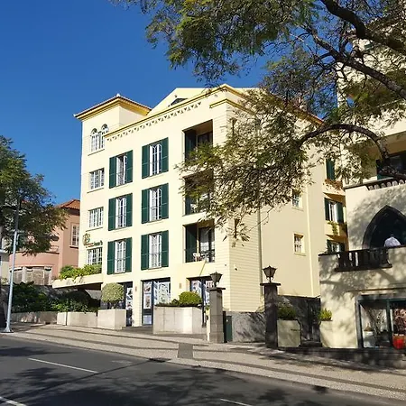 Turisticos Avenue Park 3*