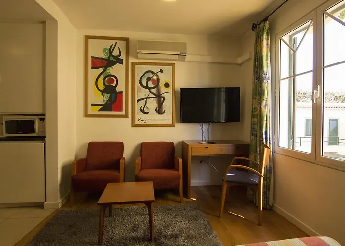 Turisticos Avenue Park