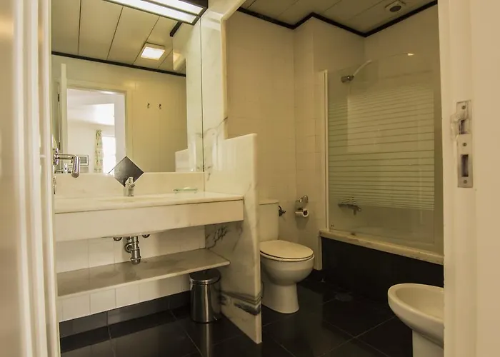 Turisticos Avenue Park 丰沙尔