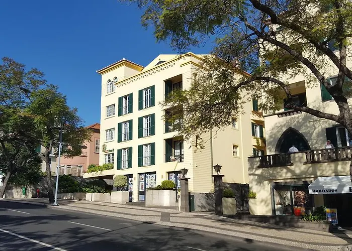 Turisticos Avenue Park 3*