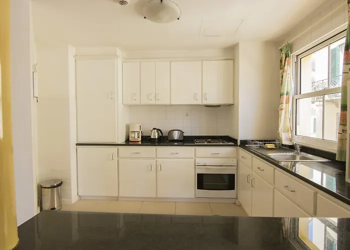 アパートホテル Turisticos Avenue Park 3*