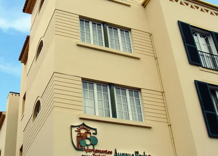 Turisticos Avenue Park Aparthotel